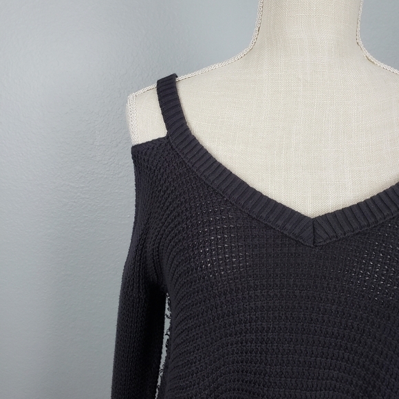 FREE PEOPLE Moonshine Cold Shoulder Sweater Charcoal XS Lagenlook Grunge Boho - Picture 3 of 8